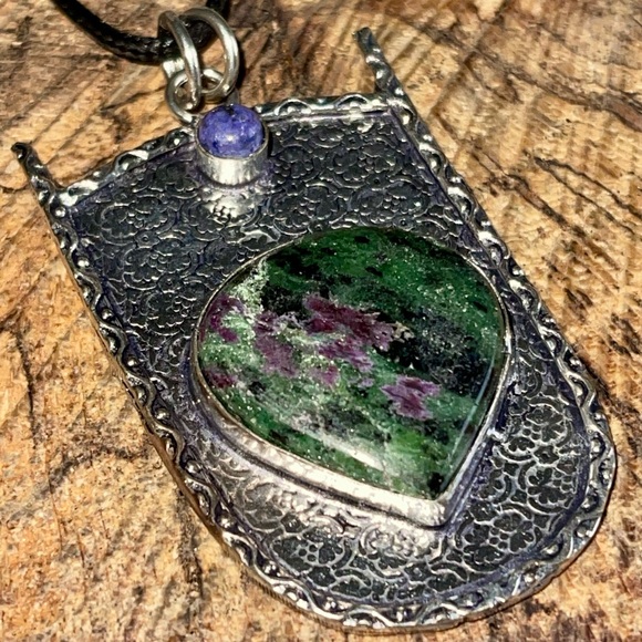 Large Anyolite Ruby Zoisite & Lapis Lazuli Pendant 2 1/2” - Picture 1 of 9